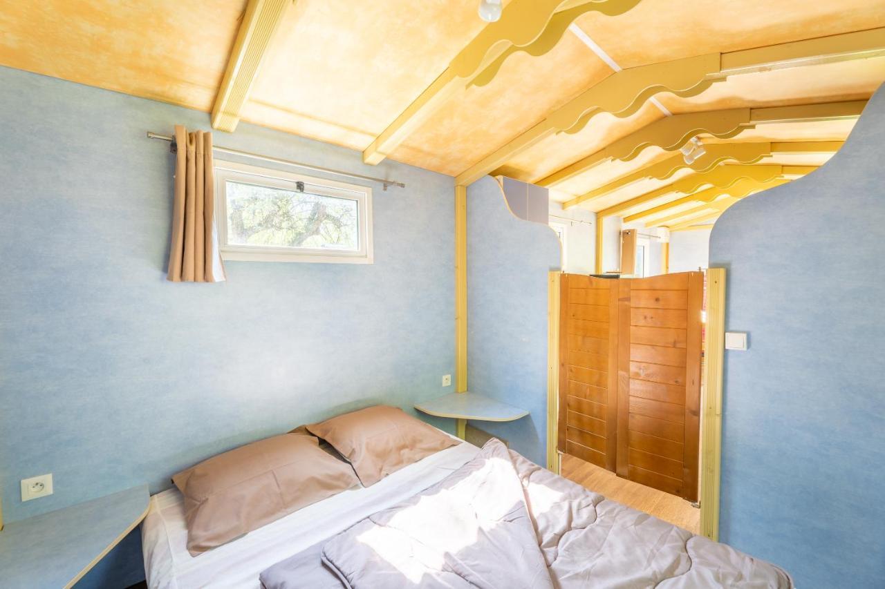 Camping Le Colporteur Hotel Le Bourg-d'Oisans Bagian luar foto