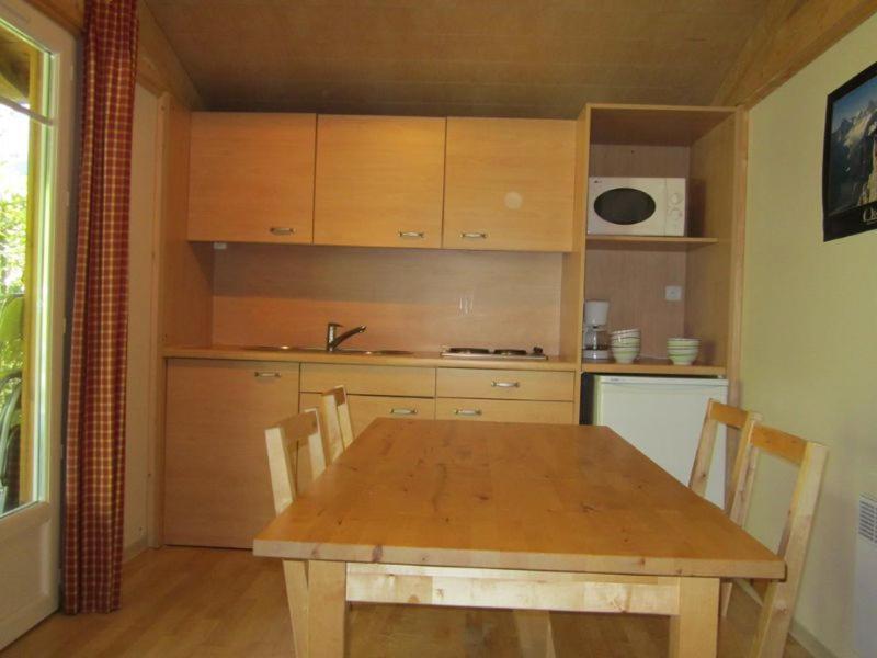 Camping Le Colporteur Hotel Le Bourg-d'Oisans Bagian luar foto