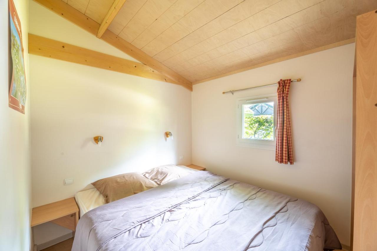 Camping Le Colporteur Hotel Le Bourg-d'Oisans Bagian luar foto